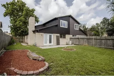 411 S Austin Street, Webster, TX 77598 - Photo 2