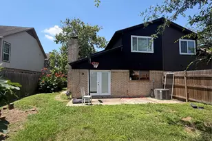 411 S Austin St, Webster, TX 77598 - Photo 4