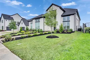 10322 Forest Lake Dr, Missouri City, TX 77459 - Photo 2
