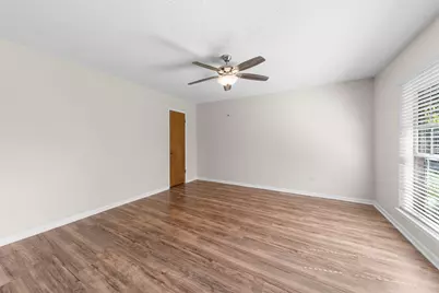 41 Greentree Lane, Conroe, TX 77304 - Photo 16