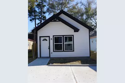 10090 Calendar Street, Willis, TX 77318 - Photo 1