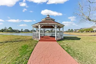 1814 Sandy Lake Dr, Friendswood, TX 77546 - Photo 46