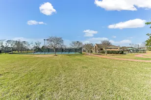 1814 Sandy Lake Dr, Friendswood, TX 77546 - Photo 42