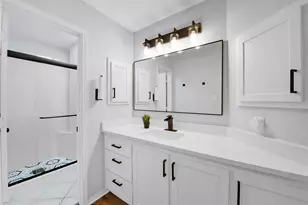 1814 Sandy Lake Dr, Friendswood, TX 77546 - Photo 24