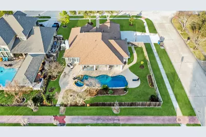 1814 Sandy Lake Drive, Friendswood, TX 77546 - Photo 36