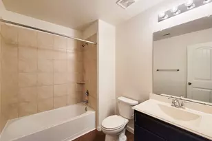 9726 Shimmering Lakes Dr, Rosharon, TX 77583 - Photo 28