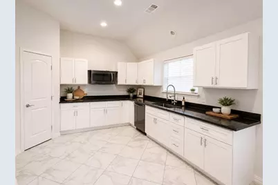 6614 Timber Square Court, Richmond, TX 77407 - Photo 6
