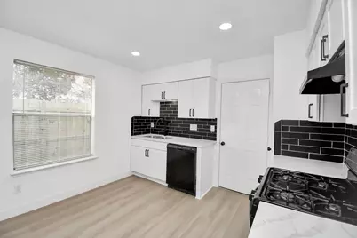 6258 Briar Glade Drive, Houston, TX 77072 - Photo 20