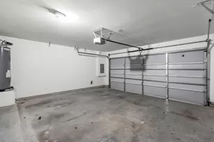 349 Sydnor St, Houston, TX 77020 - Photo 28