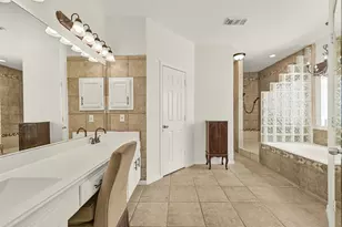 1501 W Castlewood Ave, Friendswood, TX 77546 - Photo 26