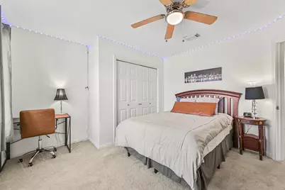 1501 W Castlewood Avenue, Friendswood, TX 77546 - Photo 38