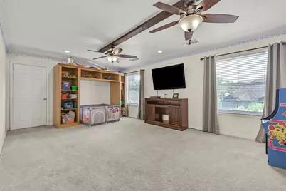 1501 W Castlewood Avenue, Friendswood, TX 77546 - Photo 32