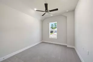 10025 Larkin Cv, Willis, TX 77318 - Photo 16