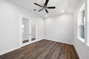 10025 Larkin Cv, Willis, TX 77318 - Photo 14