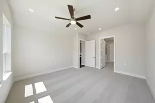 10025 Larkin Cv, Willis, TX 77318 - Photo 26