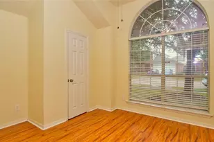 10235 Riderdale Park Ln, Houston, TX 77070 - Photo 10