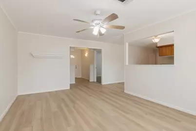 407 Holly Lane, Conroe, TX 77304 - Photo 4