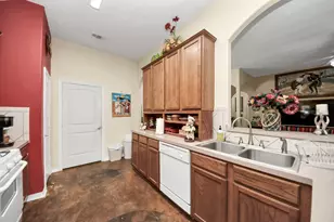 7807 Board Crossing, Conroe, TX 77304 - Photo 14