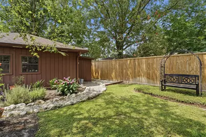 18319 Hereford Lane, Houston, TX 77058 - Photo 22