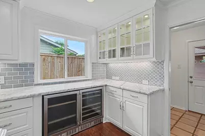 18319 Hereford Lane, Houston, TX 77058 - Photo 4