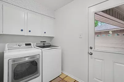 18319 Hereford Lane, Houston, TX 77058 - Photo 6