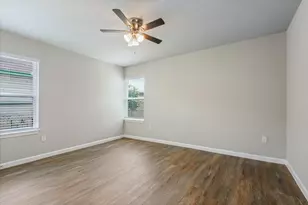 7310 Arnim St, Houston, TX 77087 - Photo 18