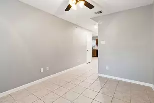 443 Mesquite, Livingston, TX 77351 - Photo 4