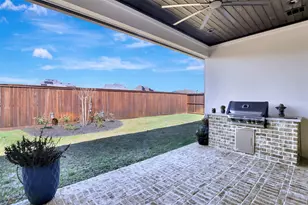 1746 Spring Vw, Friendswood, TX 77546 - Photo 46