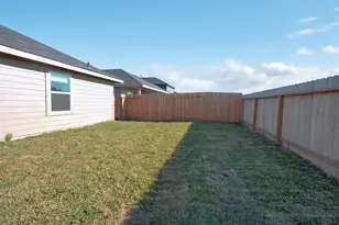 16839 Sangiovese Dr, Houston, TX 77090 - Photo 2
