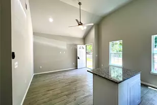 16733 E Hammon St, Montgomery, TX 77316 - Photo 4