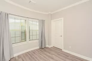 101 Drew St, Houston, TX 77006 - Photo 44