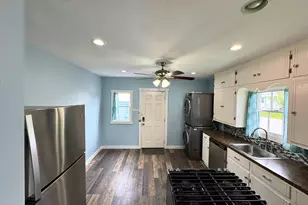 3727 Avenue L, Galveston, TX 77550 - Photo 6