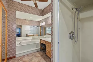 50 Waters Edge St, Conroe, TX 77356 - Photo 18