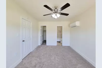 133 S Yaupon Street, Lake Jackson, TX 77566 - Photo 12