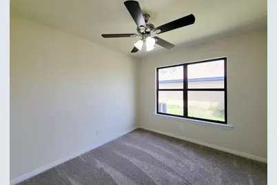 133 S Yaupon Street, Lake Jackson, TX 77566 - Photo 20