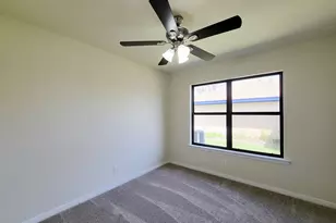 133 S Yaupon St, Lake Jackson, TX 77566 - Photo 20