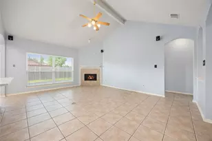 20526 Spring Lilac Ln, Spring, TX 77388 - Photo 6