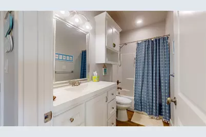 957 Alberdie Drive, Crystal Beach, TX 77650 - Photo 18