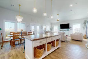 957 Alberdie Dr, Crystal Beach, TX 77650 - Photo 14
