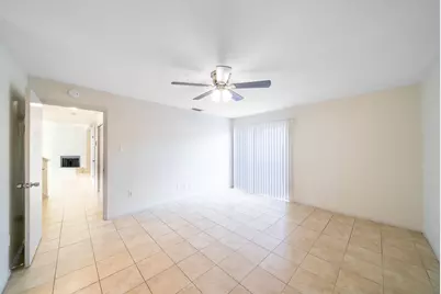 7847 Green Lawn Drive #7847, Houston, TX 77088 - Photo 8