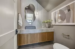 539 W 34th St, Houston, TX 77018 - Photo 4