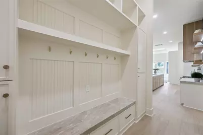 539 W 34th Street, Houston, TX 77018 - Photo 2