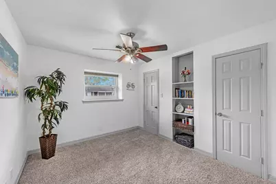 2405 Jacquelyn Drive, Pearland, TX 77581 - Photo 22