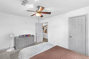 2405 Jacquelyn Dr, Pearland, TX 77581 - Photo 26