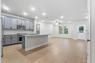 119 Buttonwood Ct, Conroe, TX 77318 - Photo 10