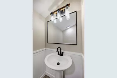 1911 N Red Cedar Circle, The Woodlands, TX 77380 - Photo 8