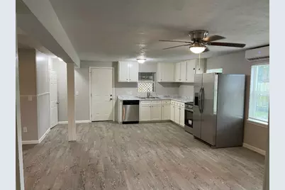 4743 6th Street, Bacliff, TX 77518 - Photo 10