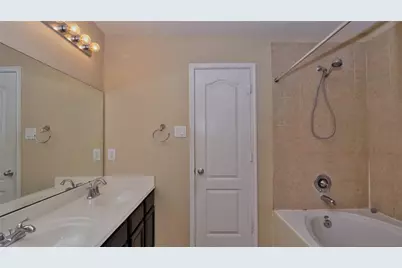 2923 Mustang Meadow Lane, Manvel, TX 77578 - Photo 14