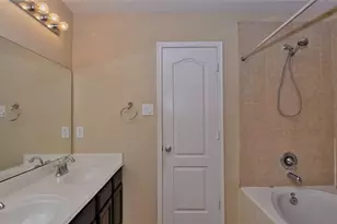 2923 Mustang Meadow Ln, Manvel, TX 77578 - Photo 14