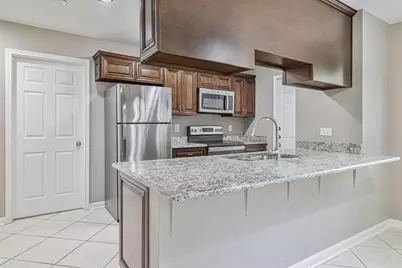 78 W White Willow Circle, The Woodlands, TX 77381 - Photo 8